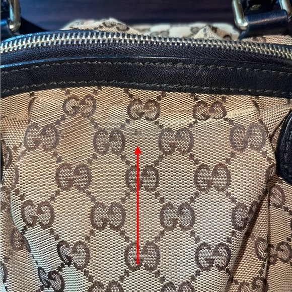 Gucci Sukey Canvas Monogrammed Bag - Picture 10 of 16